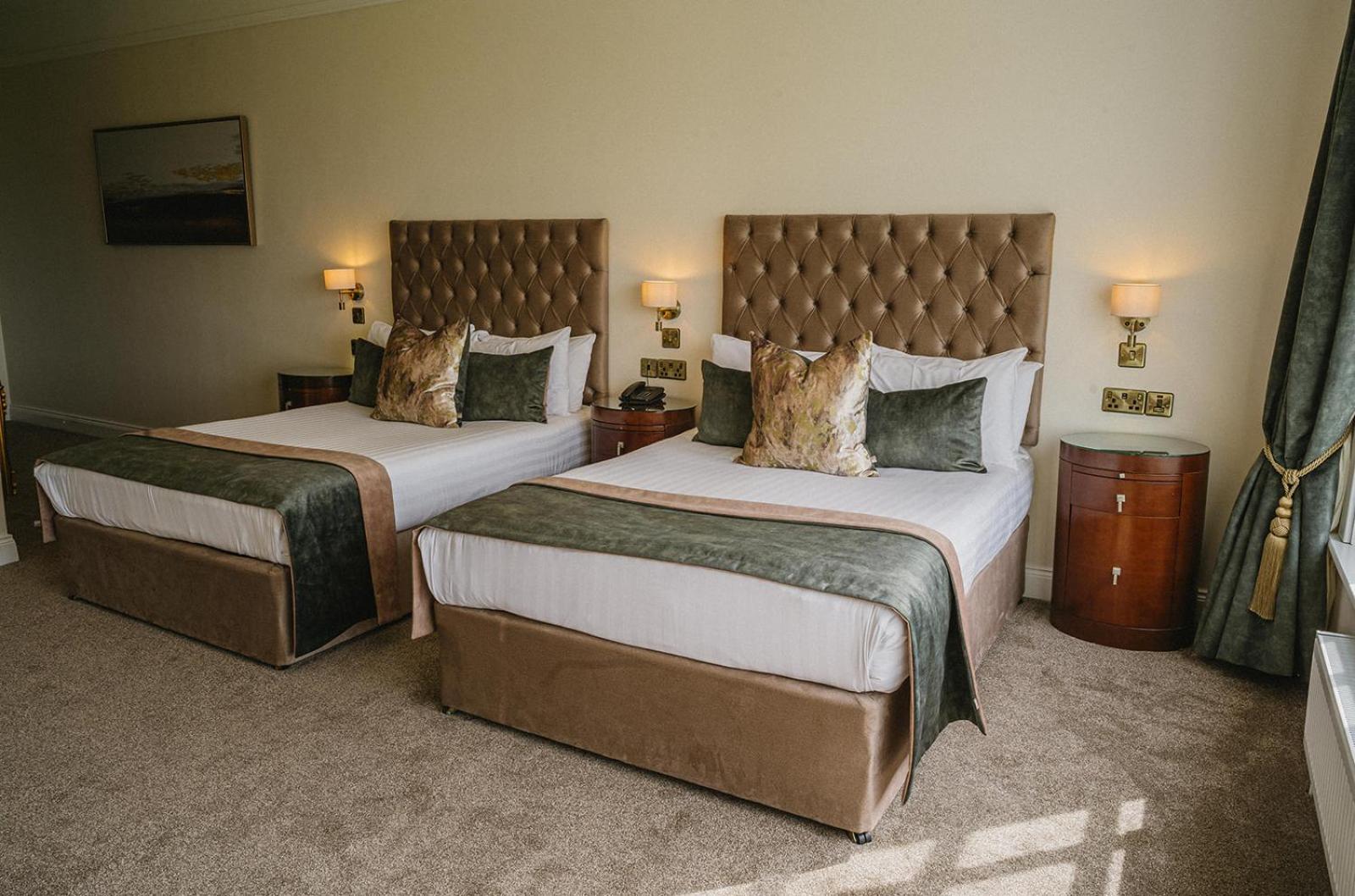 Crover House Hotel & Golf Club Mountnugent المظهر الخارجي الصورة