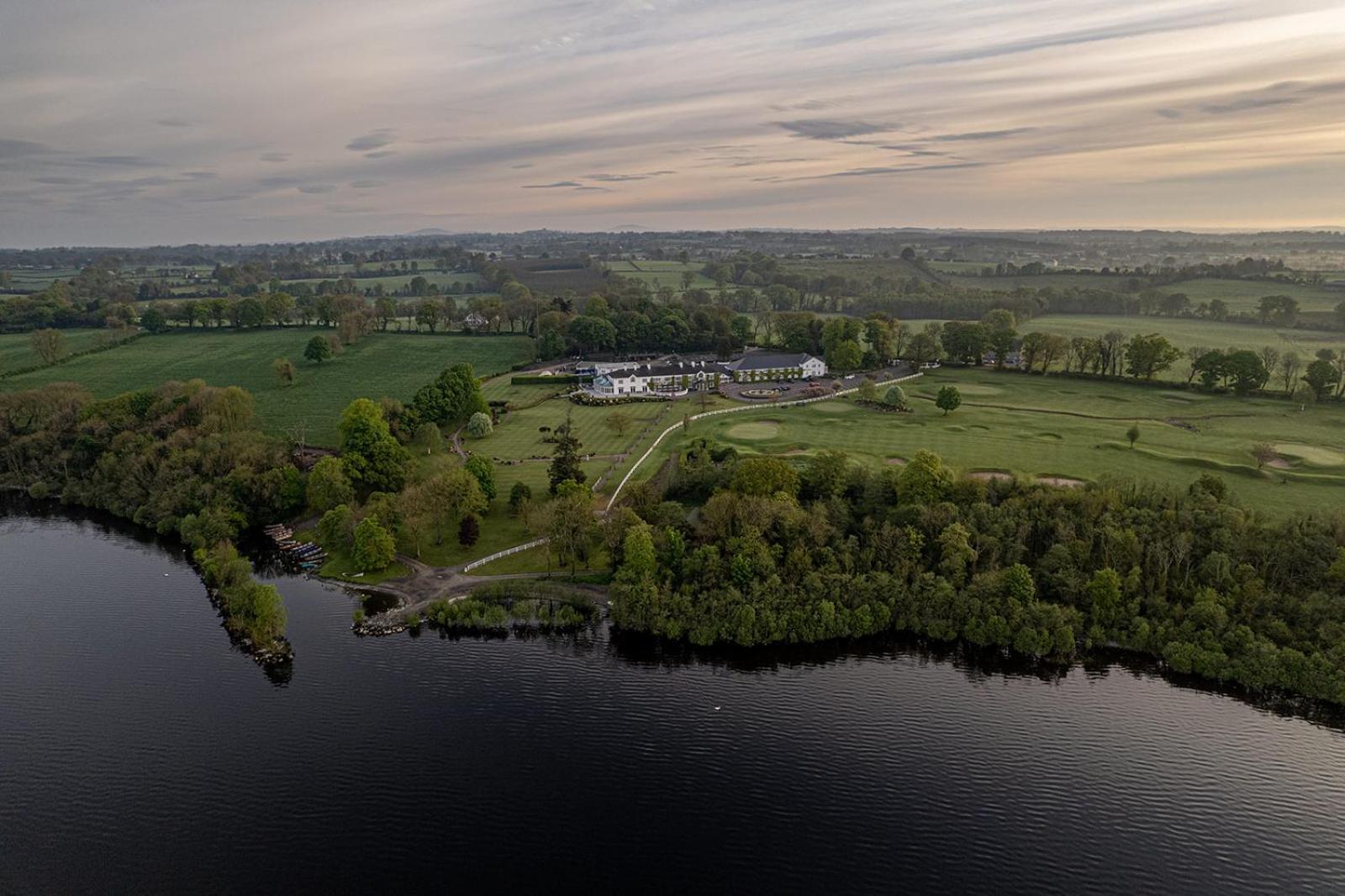 Crover House Hotel & Golf Club Mountnugent المظهر الخارجي الصورة