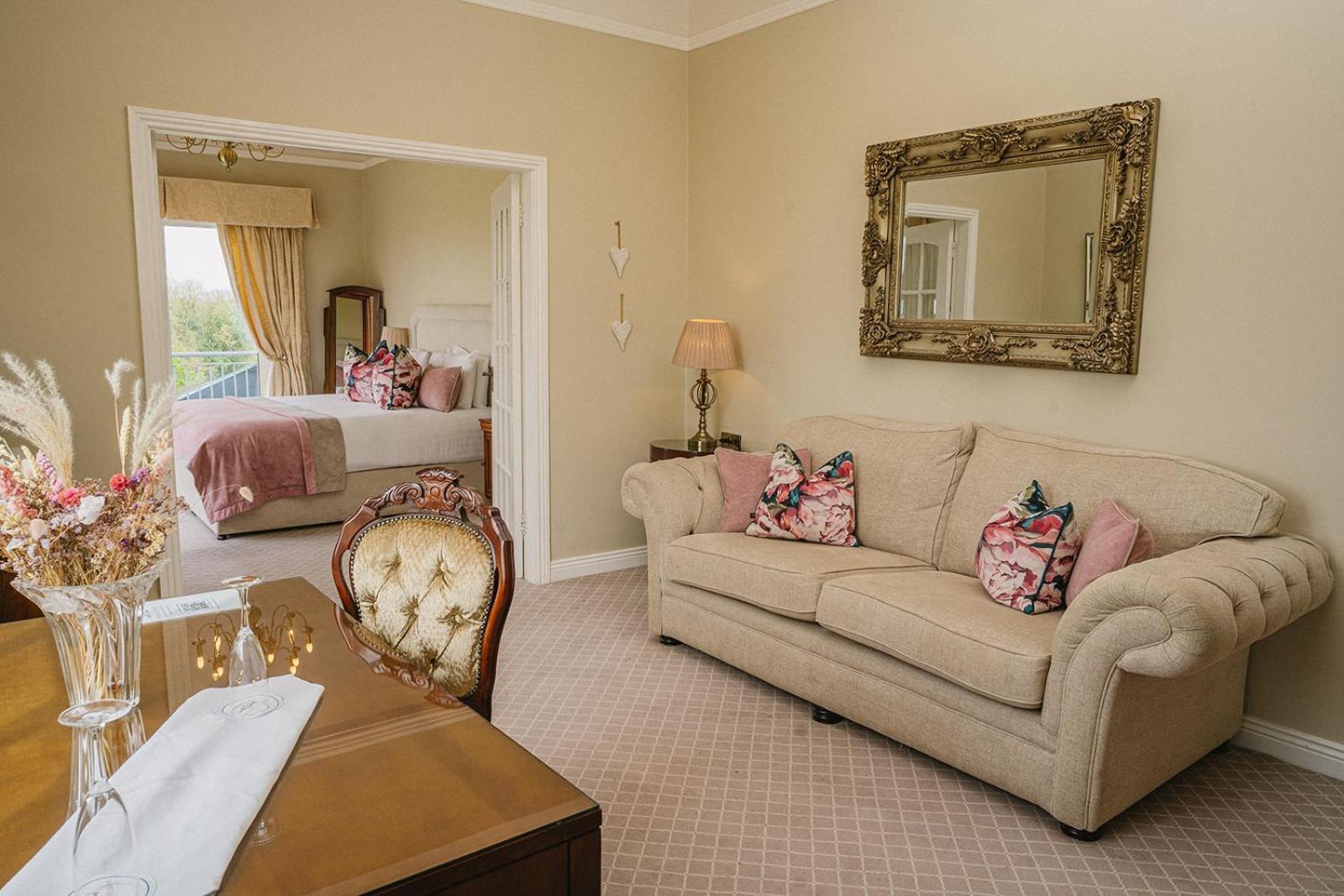 Crover House Hotel & Golf Club Mountnugent المظهر الخارجي الصورة