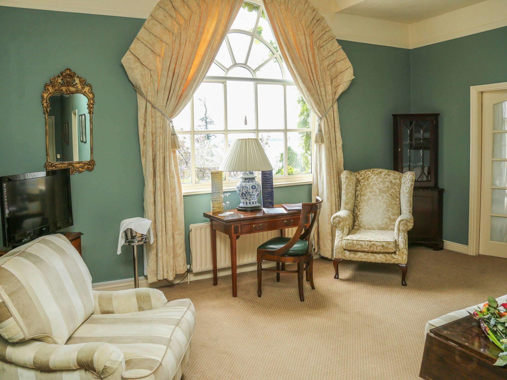 Crover House Hotel & Golf Club Mountnugent المظهر الخارجي الصورة