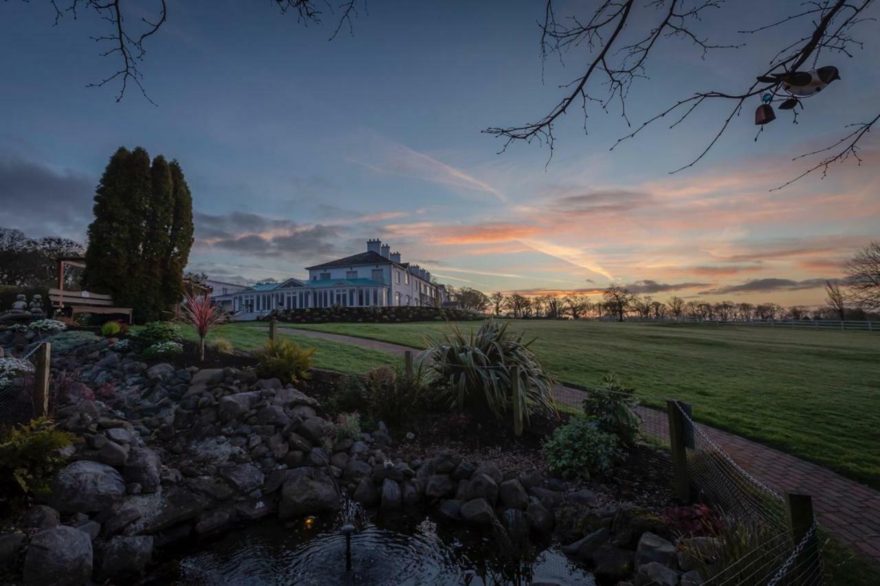 Crover House Hotel & Golf Club Mountnugent المظهر الخارجي الصورة